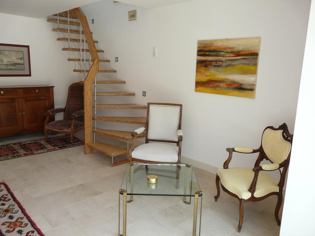 Mussy-sur-Seine La Promenade En Champagne B&B 외부 사진