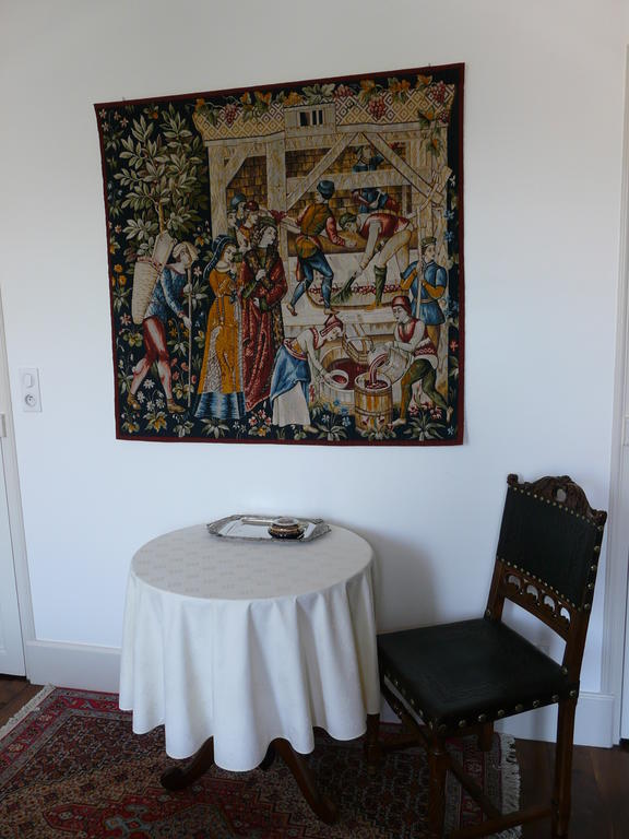 Mussy-sur-Seine La Promenade En Champagne B&B 객실 사진