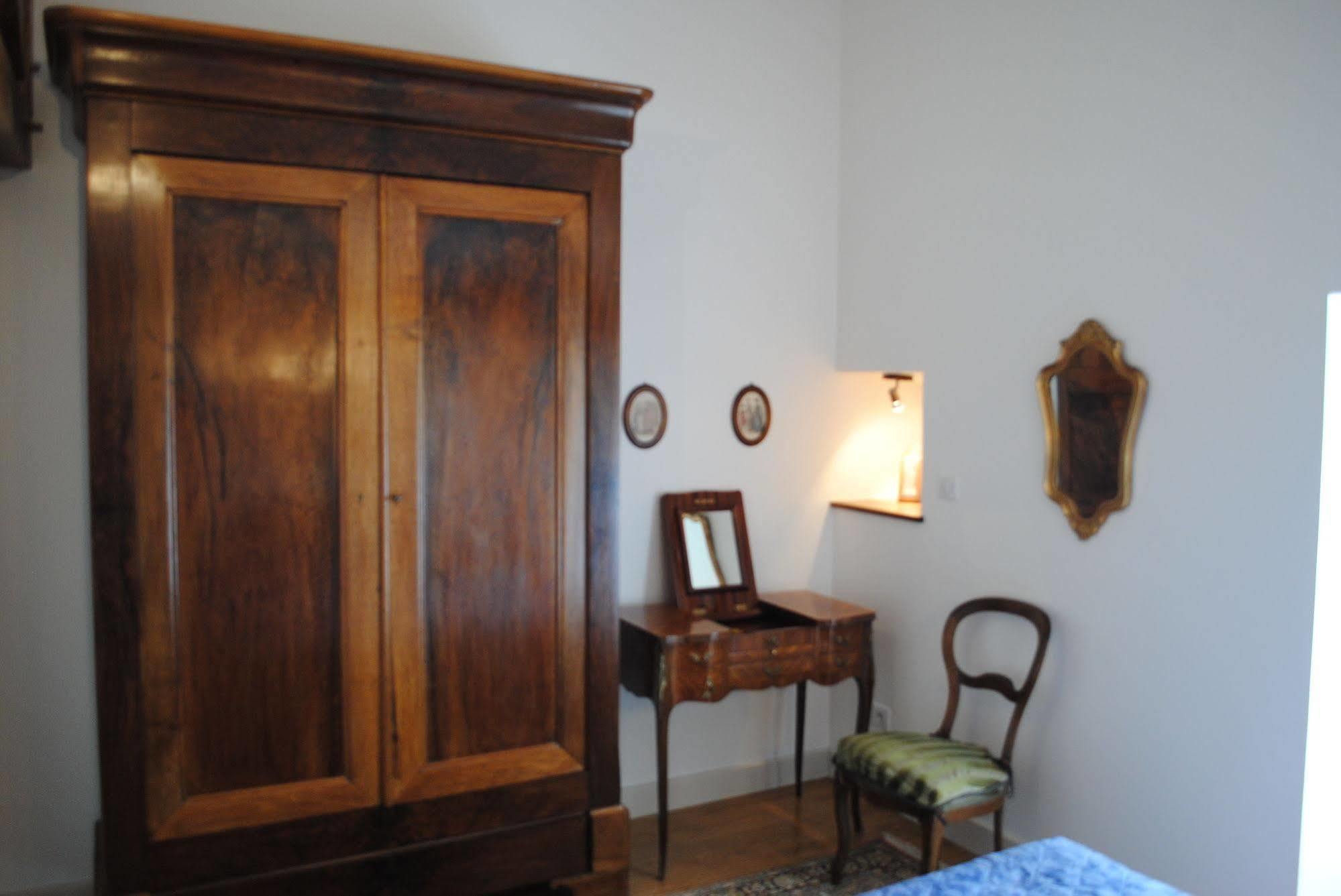 Mussy-sur-Seine La Promenade En Champagne B&B 외부 사진