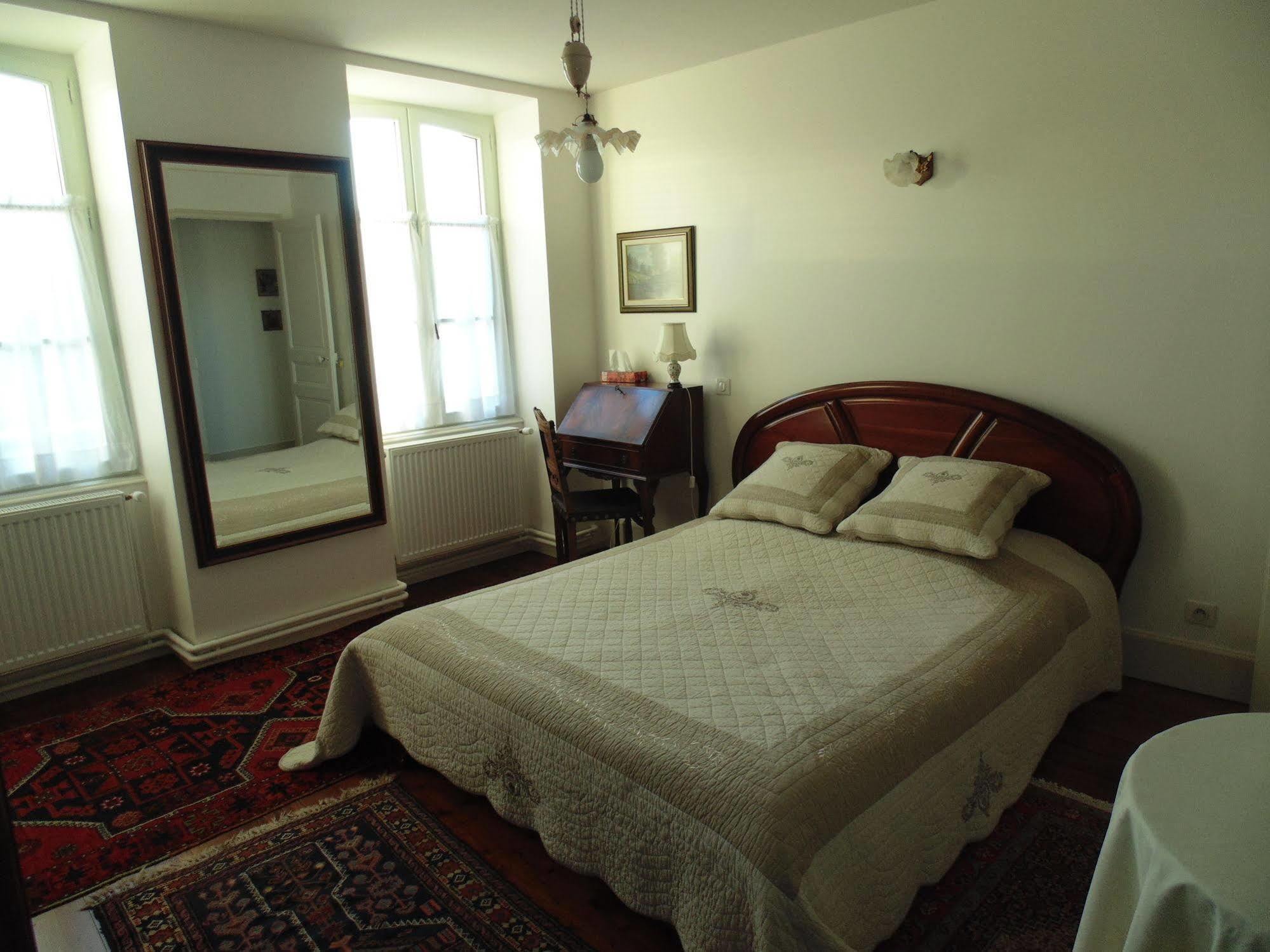 Mussy-sur-Seine La Promenade En Champagne B&B 외부 사진