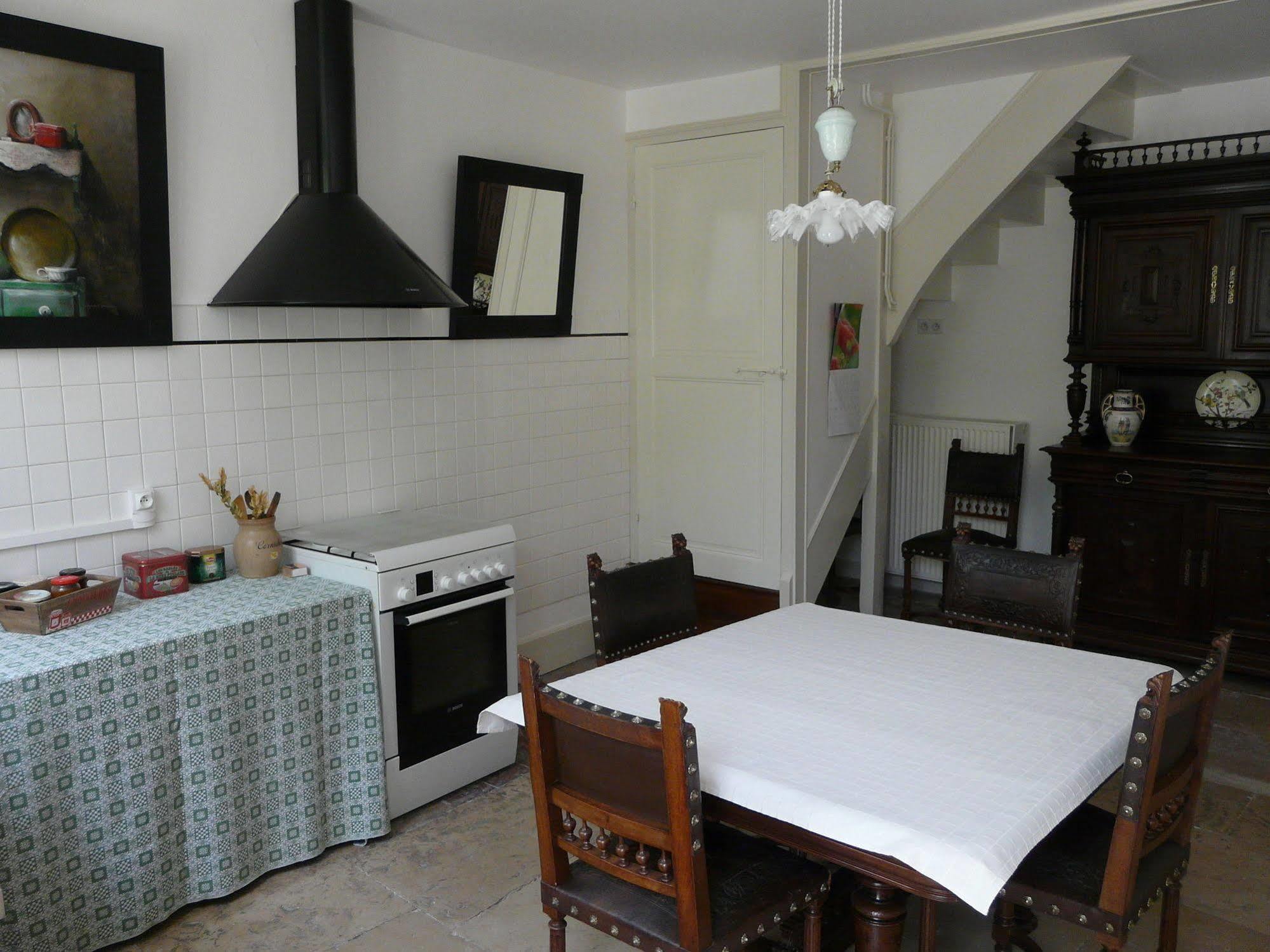 Mussy-sur-Seine La Promenade En Champagne B&B 외부 사진